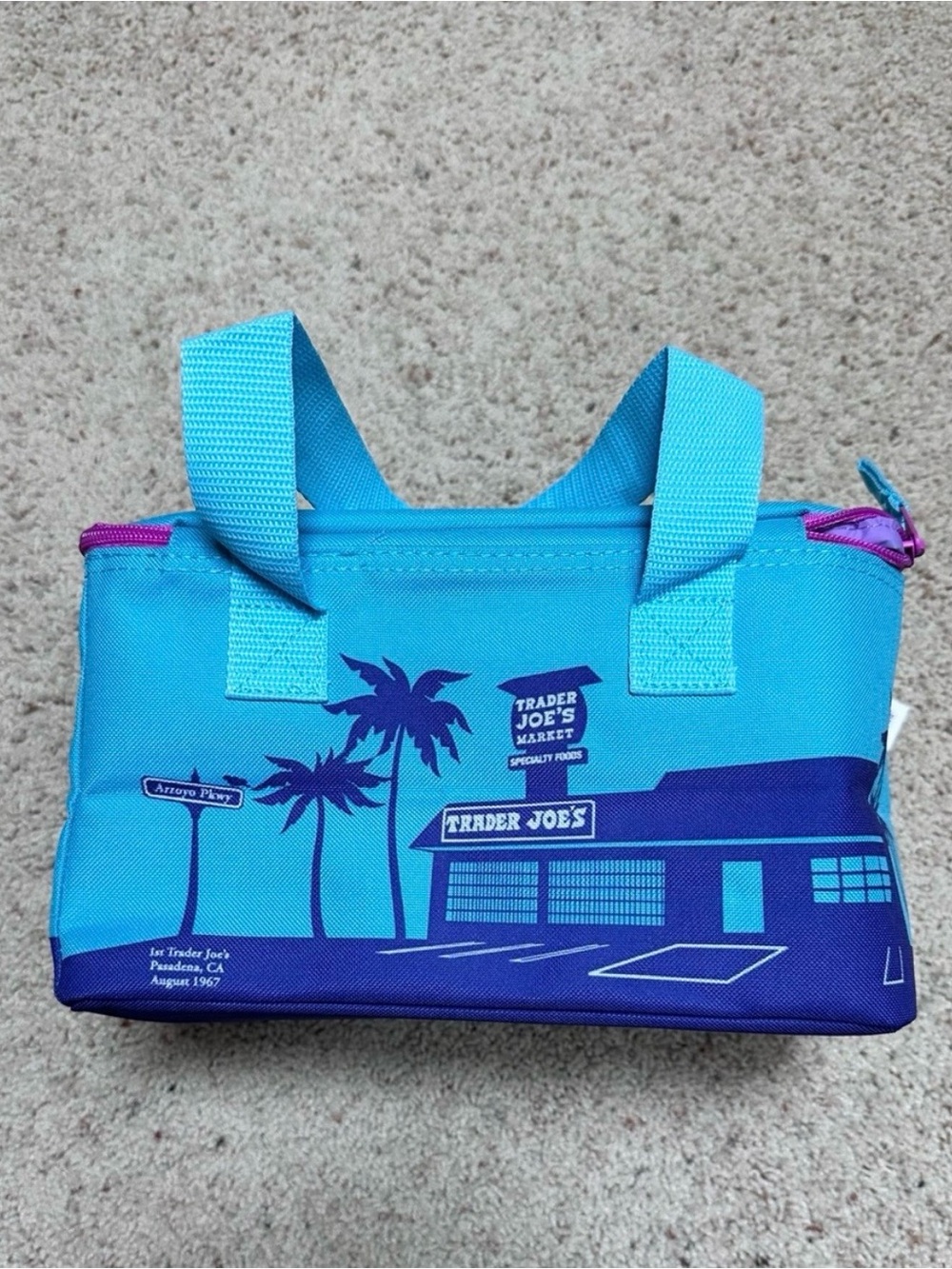NWT Trader Joe’s Mini Insulated Tote - Picture 4 of 10